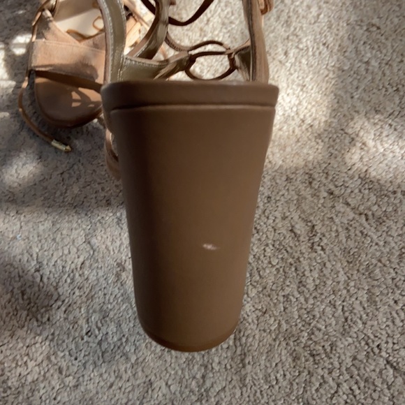 Sam Edelman beige heels - Picture 5 of 5
